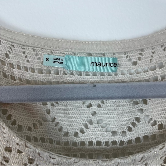 3/$15 Maurices Crochet Open Lace Top Ivory with Gold Metallic Thread Size Small - Picture 3 of 5